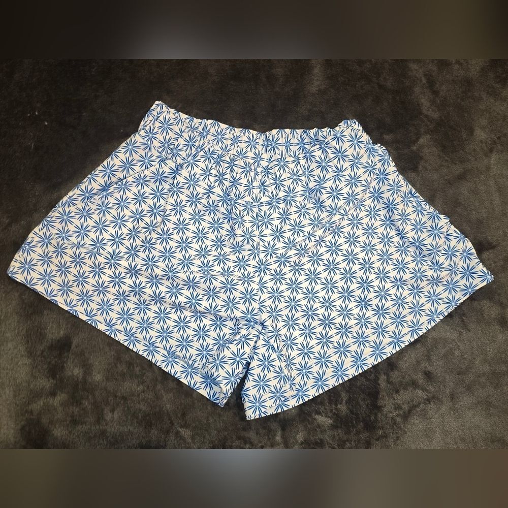 Blue and White Patterned Shorts Chelsea Gunn Preppy Summer Coastal